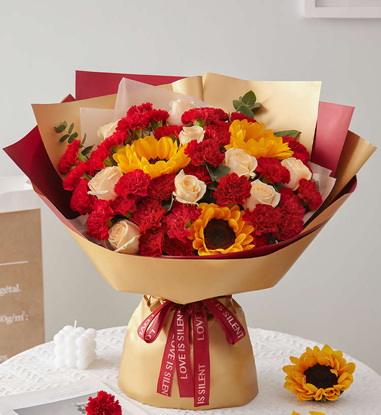 沈阳外婆70岁生日，可以给老人家送花吗?送花该送给什么呢？